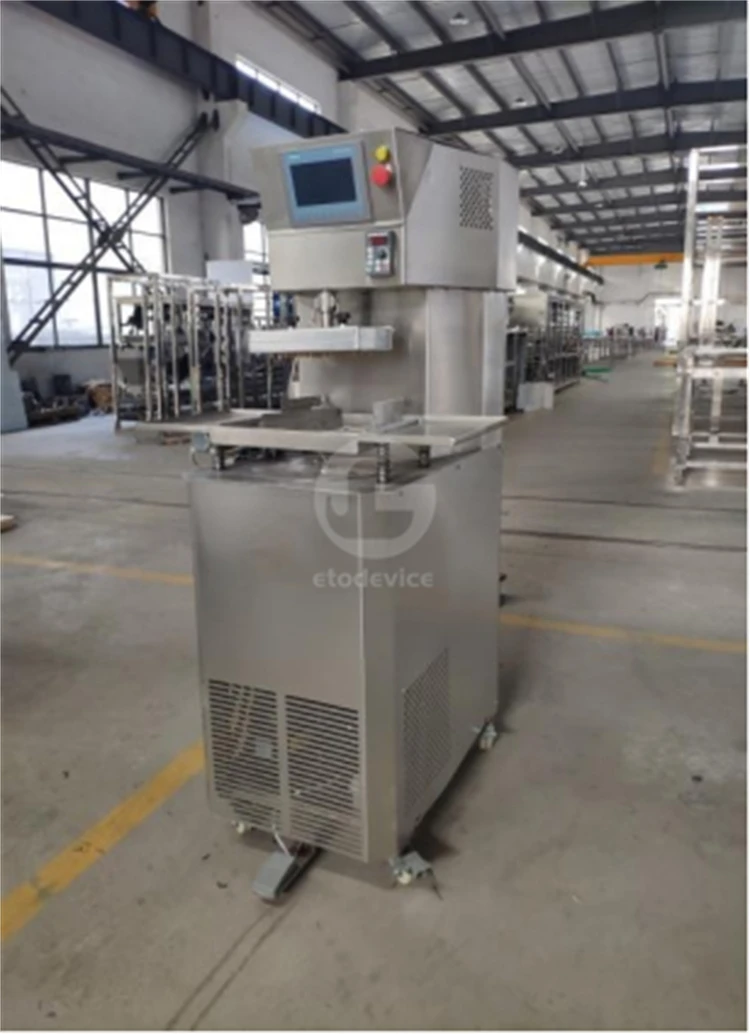 Vertical Large Capacity Enrobing Belt Chocolate Tempering Machine with Vibrating Table
