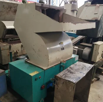 Second hand used Best Price Widely Used Plastic Crushing Shredder Small Waste Glass Recycling Machine For Sale