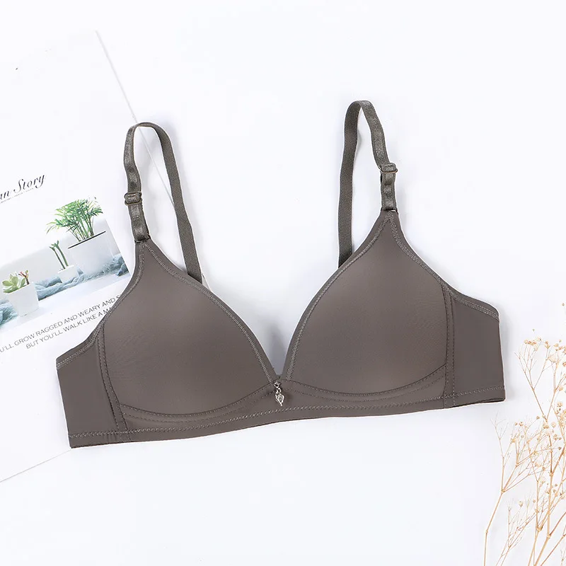 3/4 cup nude thin padded wireless