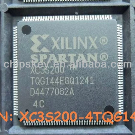 3 FPGA famille XILINX XC3S400-4TQ144C QFP-144 Spartan