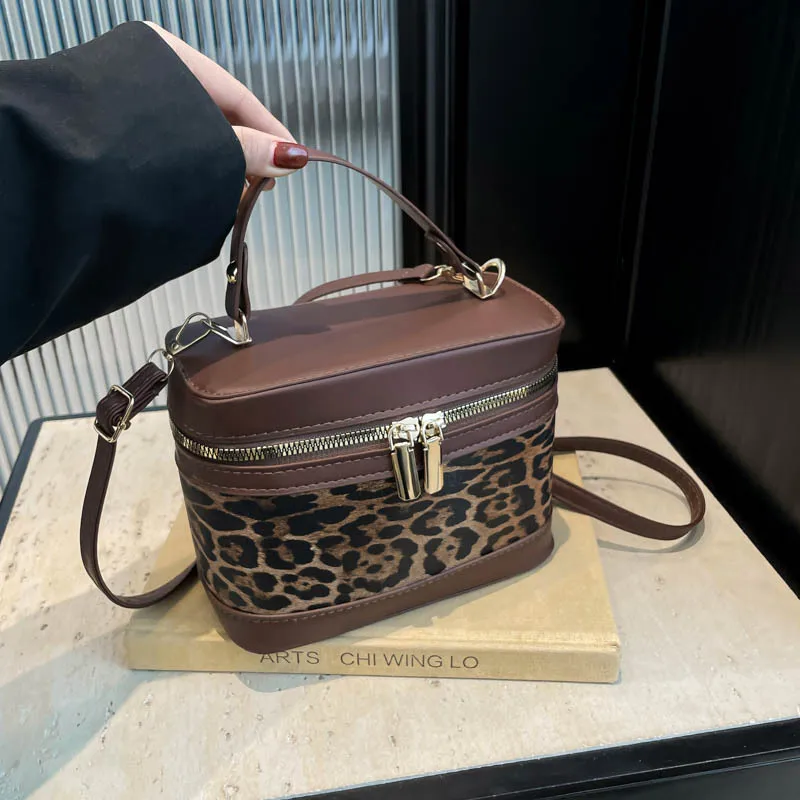 Trend Women's Spring Fashion Handbag Versatile PU Small Single