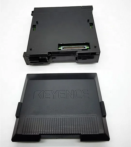 KEYENCE KV-7000C Programmable Controller Bus Connection Unit New original