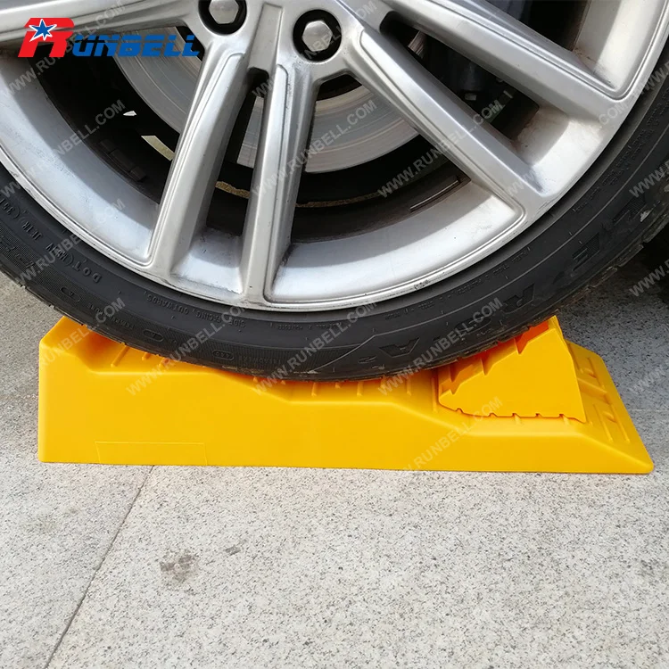 RV Leveler Ramp Wheel Chocks for RV Leveling Ramps Camper / Trailer on Stabilizing Uneven Ground and Parking