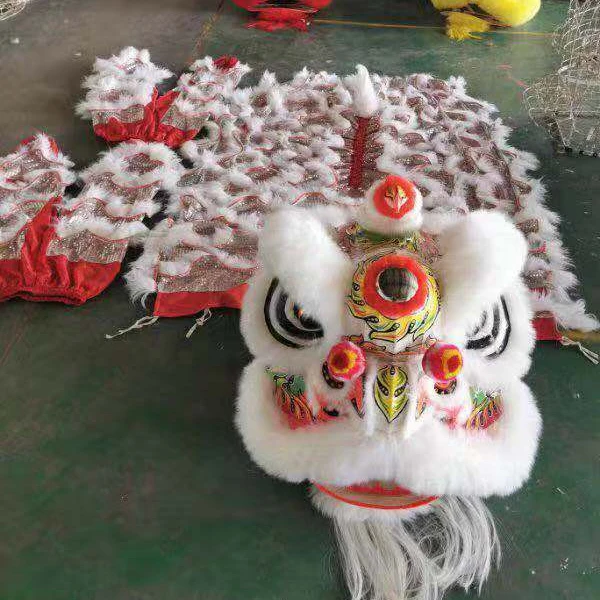 Китайский новый год Южный танцевальный костюм Фошань журавль китайский