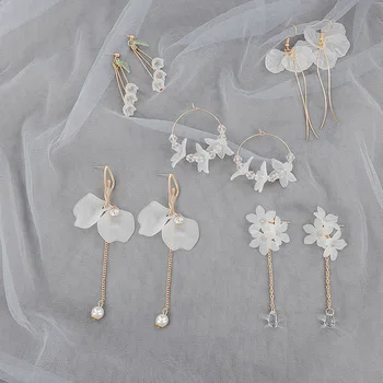 Wholesale Korean new fashion flower earrings petal pearl earrings jewelry for men and women