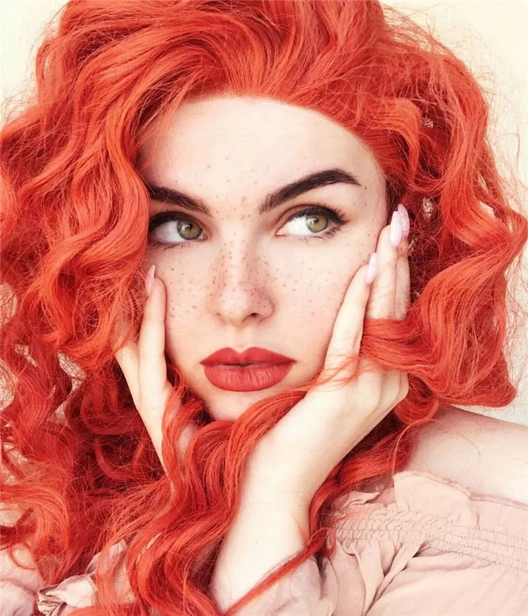 BeautyTown Free Parting Short Curly Heat Resistant Synthetic Lace Front Wig Hair for Human Daily Wear