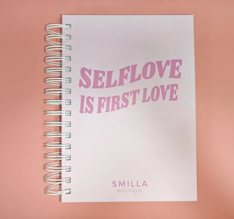 Записная книжка в твердом переплете