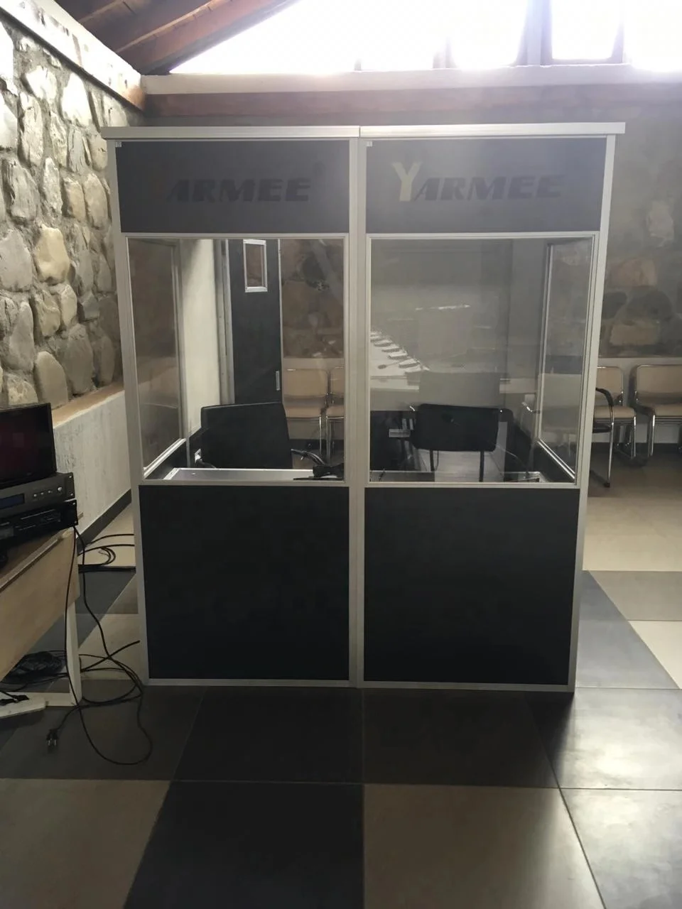Lightest Simultaneous Interpreter Booth Tabletop Booth for Translator YP46 Conference Booth