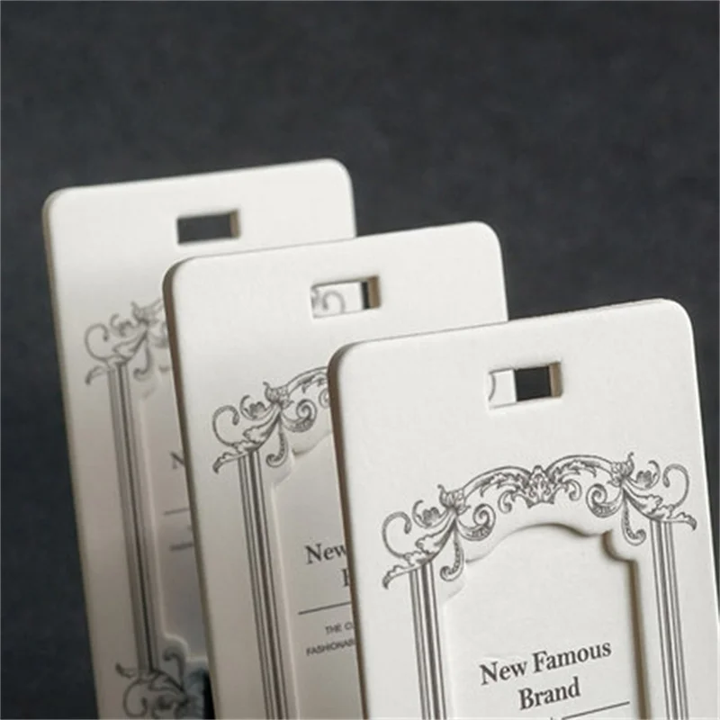 China Factory Custom Fashion Design Label Type Folded Name Labels Clothing Accessories