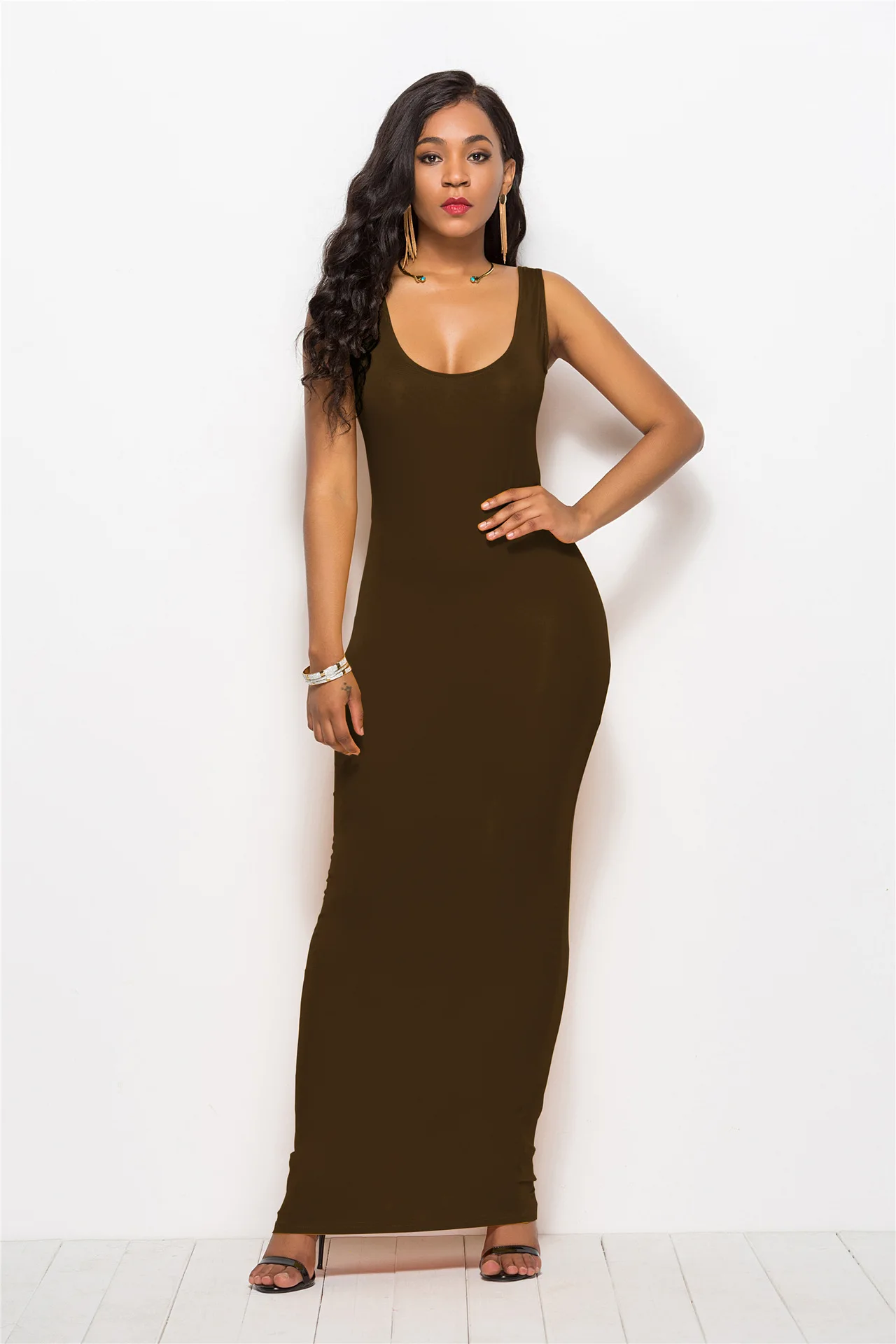 Low-cut Solid Nude Black Red Gothic 