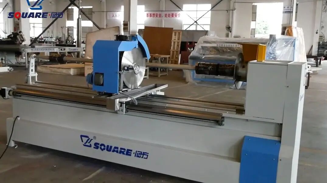 Cutting Fabric in Rolls Automatic Strip Cutting Machine