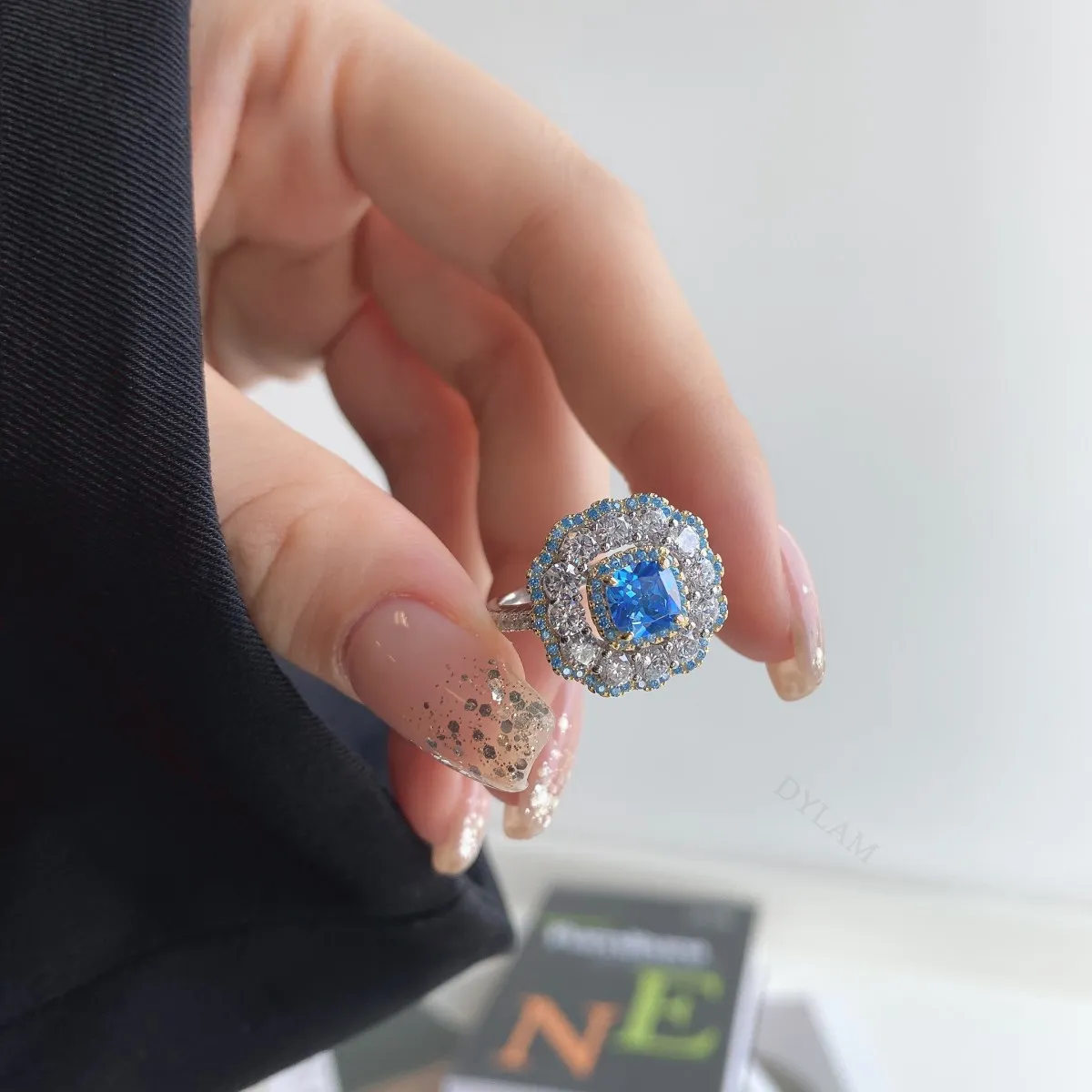 KAKODIY Custom Sapphire Elegant Cubic Zirconia Jewelry 925 Sterling Silver Oval Halo Women's Wedding Anniversary Cubic Zirconia Ring detail 6