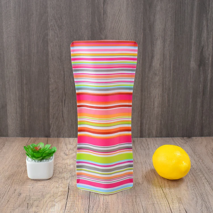 Chic Designs 12-Pack Foldable Plastic Flower Vases – Assorted Designs For Parties