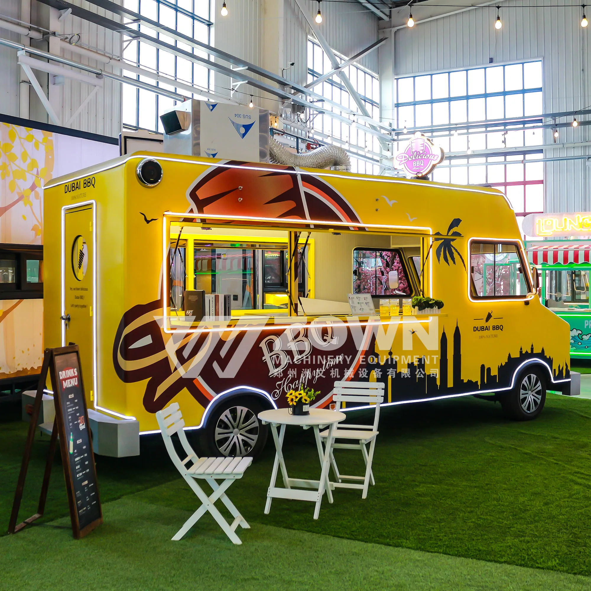 Customized Multifunctional Food Trailer/Coffee Food Truck with