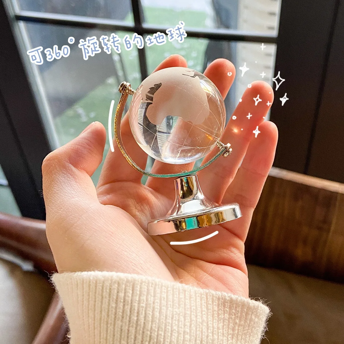 Hot Selling Customized K9 Rotating Crystal Ball Desktop Ornaments Glass Earth Globe