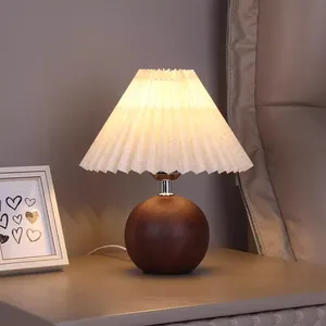 Design Pleated Fabric Bedroom Bedside Ceramic Table Lamp Fashionable Popular Living Room Sofa E27 Table Light