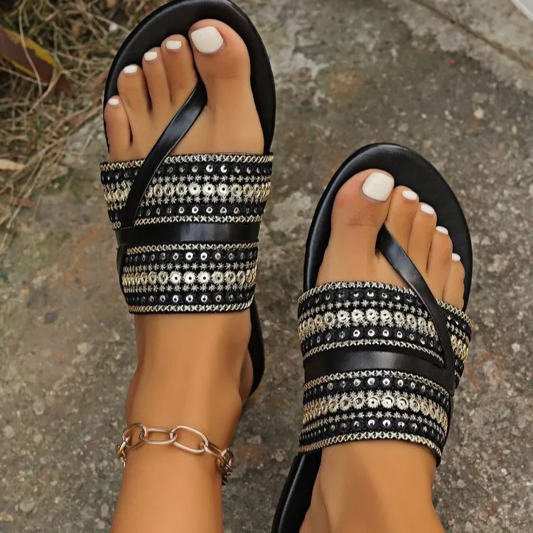2024 Wholesale new fashion large size shoes women outside wear sandals