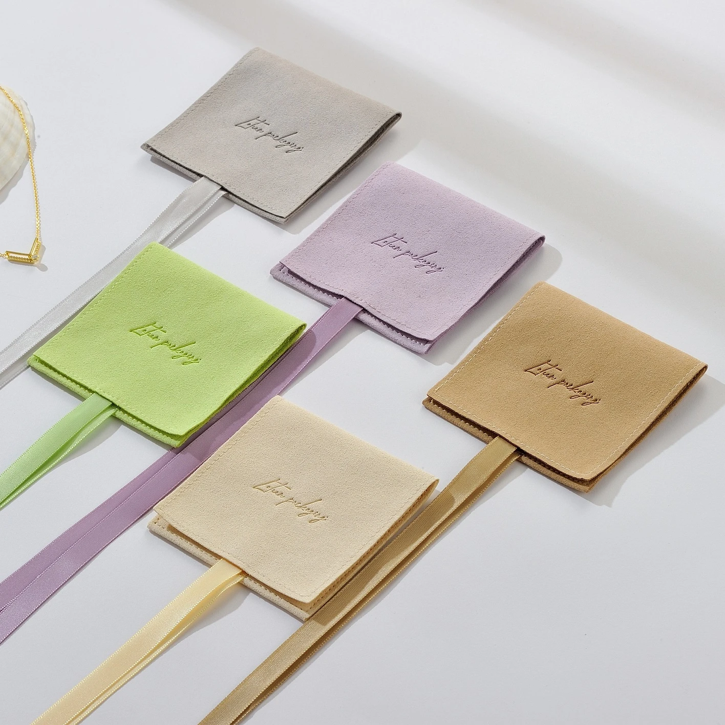 Custom Logo One Stop Pouch Insert Polishing Cloth Foldable Jewelry Box Packaging Jewelry Magnetic Cardboard Flip Gift Boxes