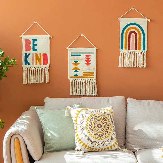 Boho Macrame Wall Hanging Small HandWoven Tapestry Wall Art Decor Wall Hanging Fringe Aesthetic Cotton Apartment Home Decoration