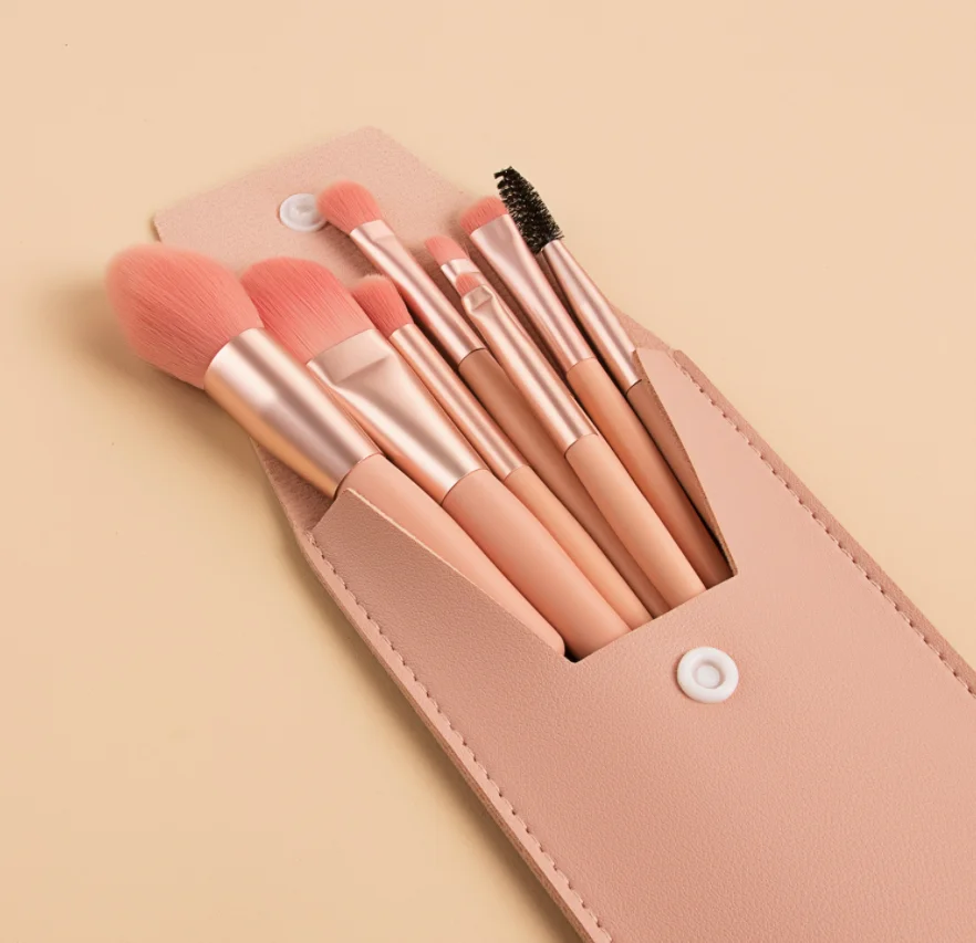 Высокое качество, 8 комплектов в партии, мини-ПК с набор кистей для макияжа с местом для хранения с сумочкой в тон розового цвета макарунов, кисть для нанесения основы под макияж с деревянной ручкой из мягкого меха Портативный косметический набор