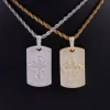 Ciondolo bianco con catena a corda