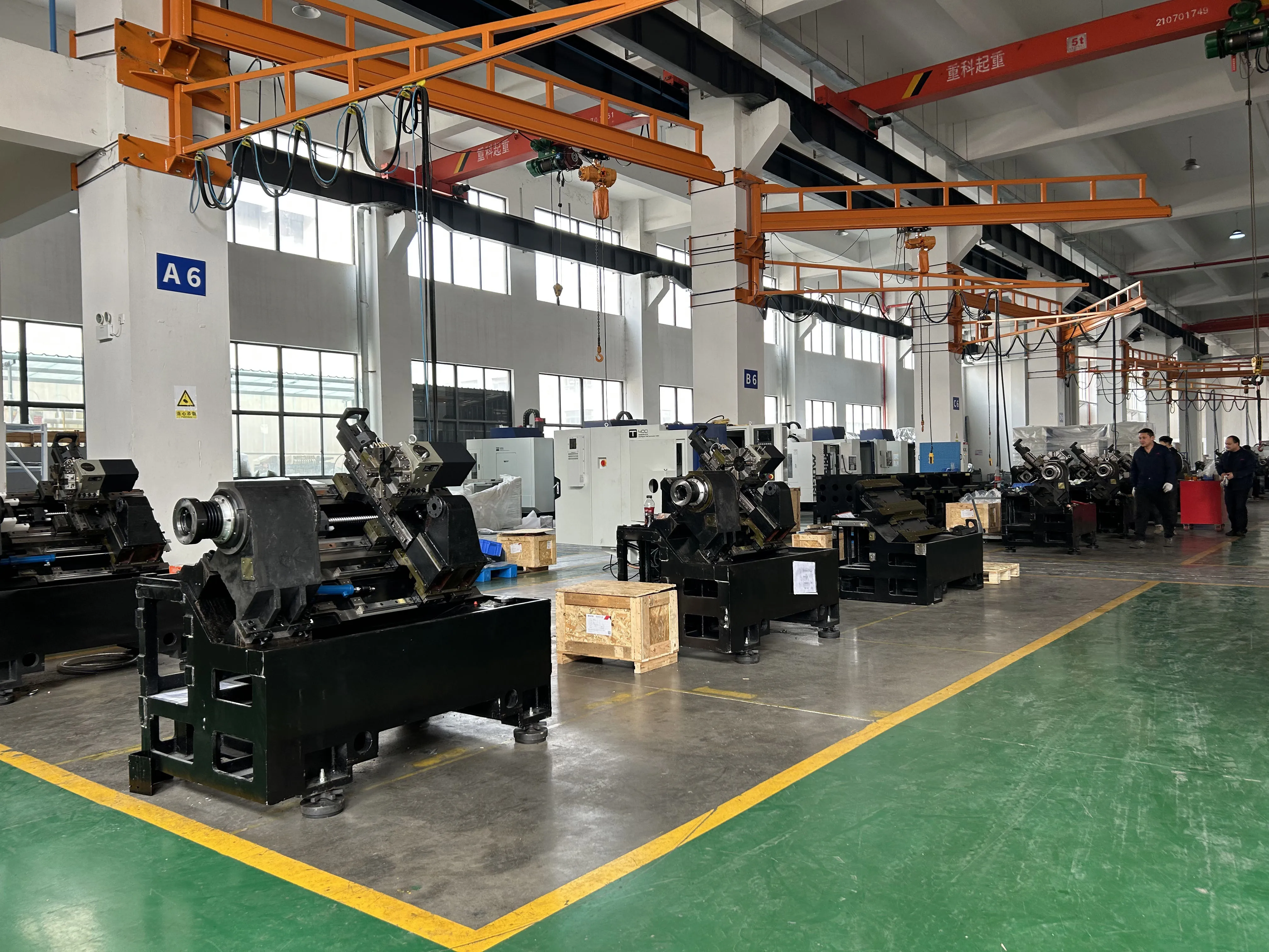 Economical CNC Lathe T300 GSK Controller Programmable Hydraulic Tailstock Horizontal Slant Bed CNC Lathe