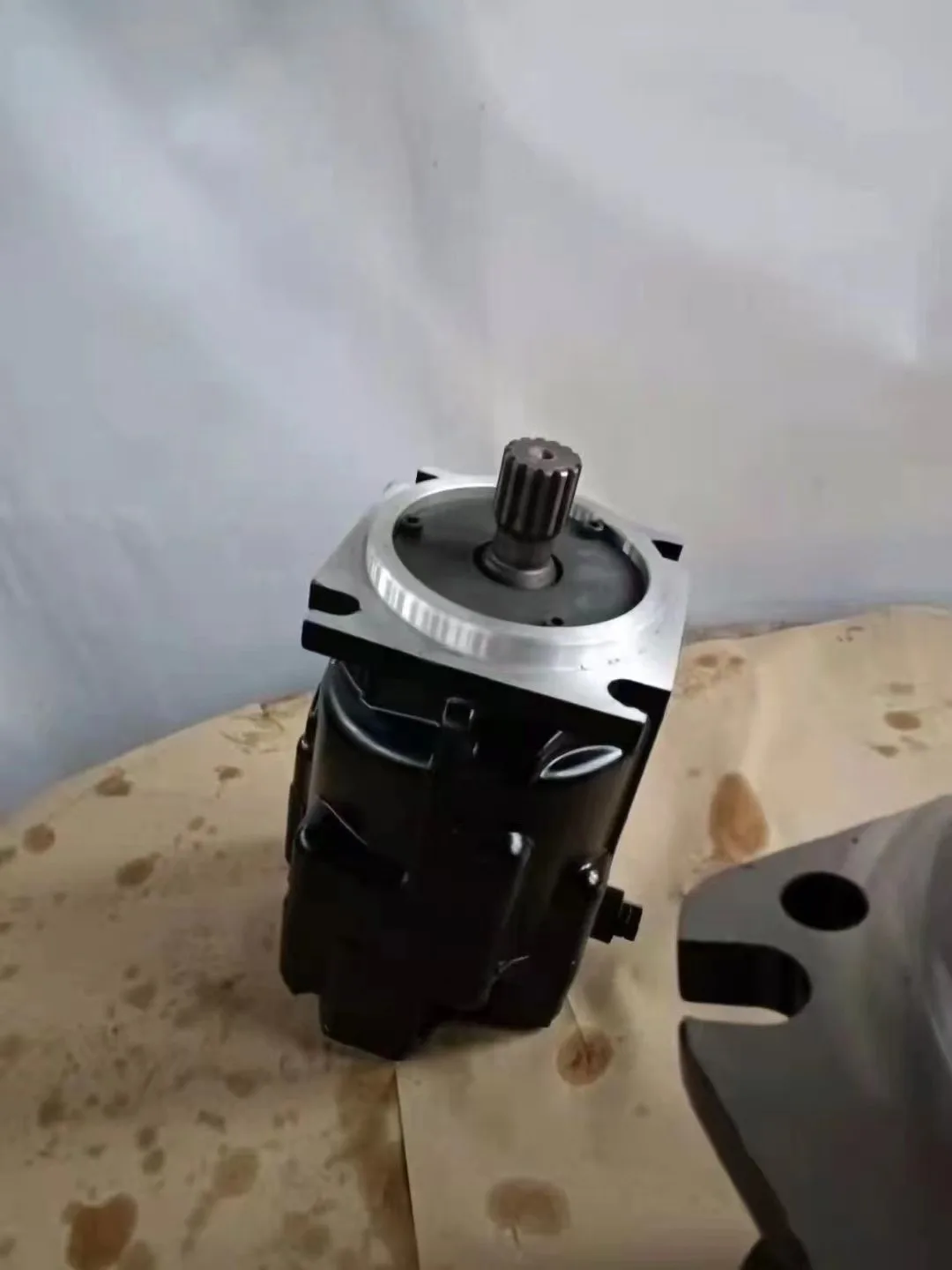 JRLS JRLS45 JRLS75 JRLS75CLS Series JRLS75CLS2120NNN3S1CEA2NNNNJJJN Topone Hydraulic Variable Displacement Piston Pump