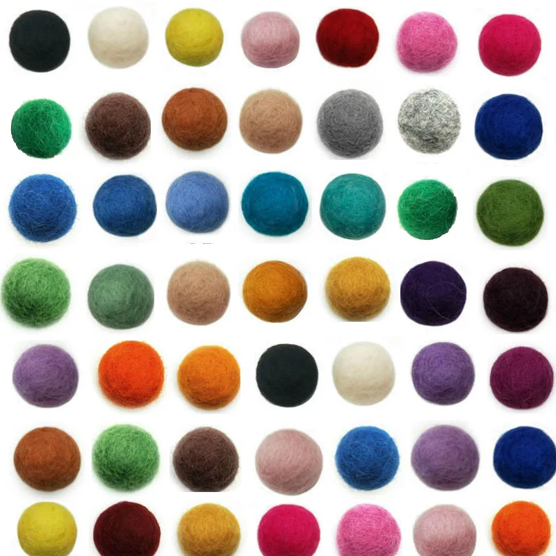 Multi Bright POMPON FEUTRE boules 2 cm Noël Guirlande Making Mix Color Beads 