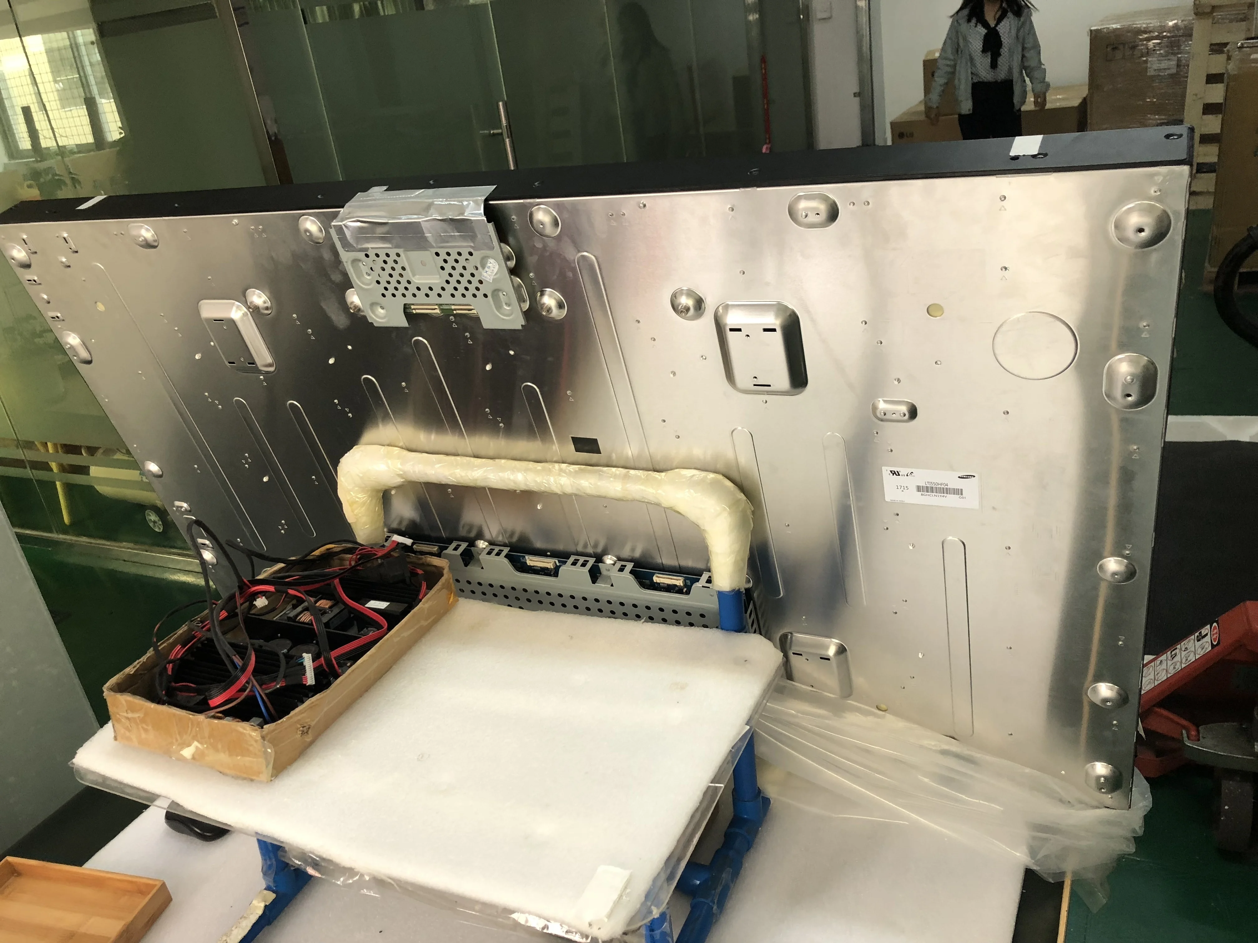 55インチ　LTI550HF04 液晶パネル　Samsung Samsung 55インチ 2500ニット屋外デジタルサイネージパネル LTI550HF04