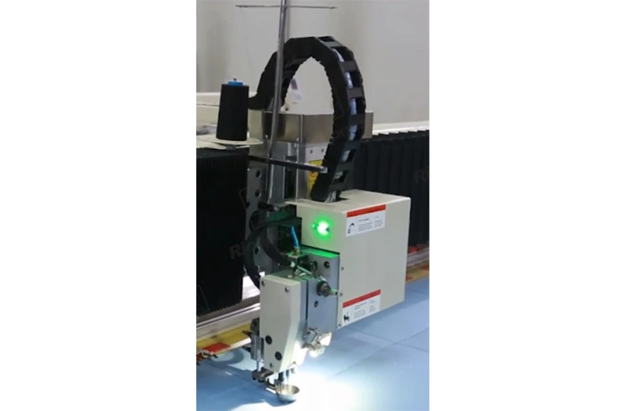 Large Area High Precision Pattern Sewing Machine