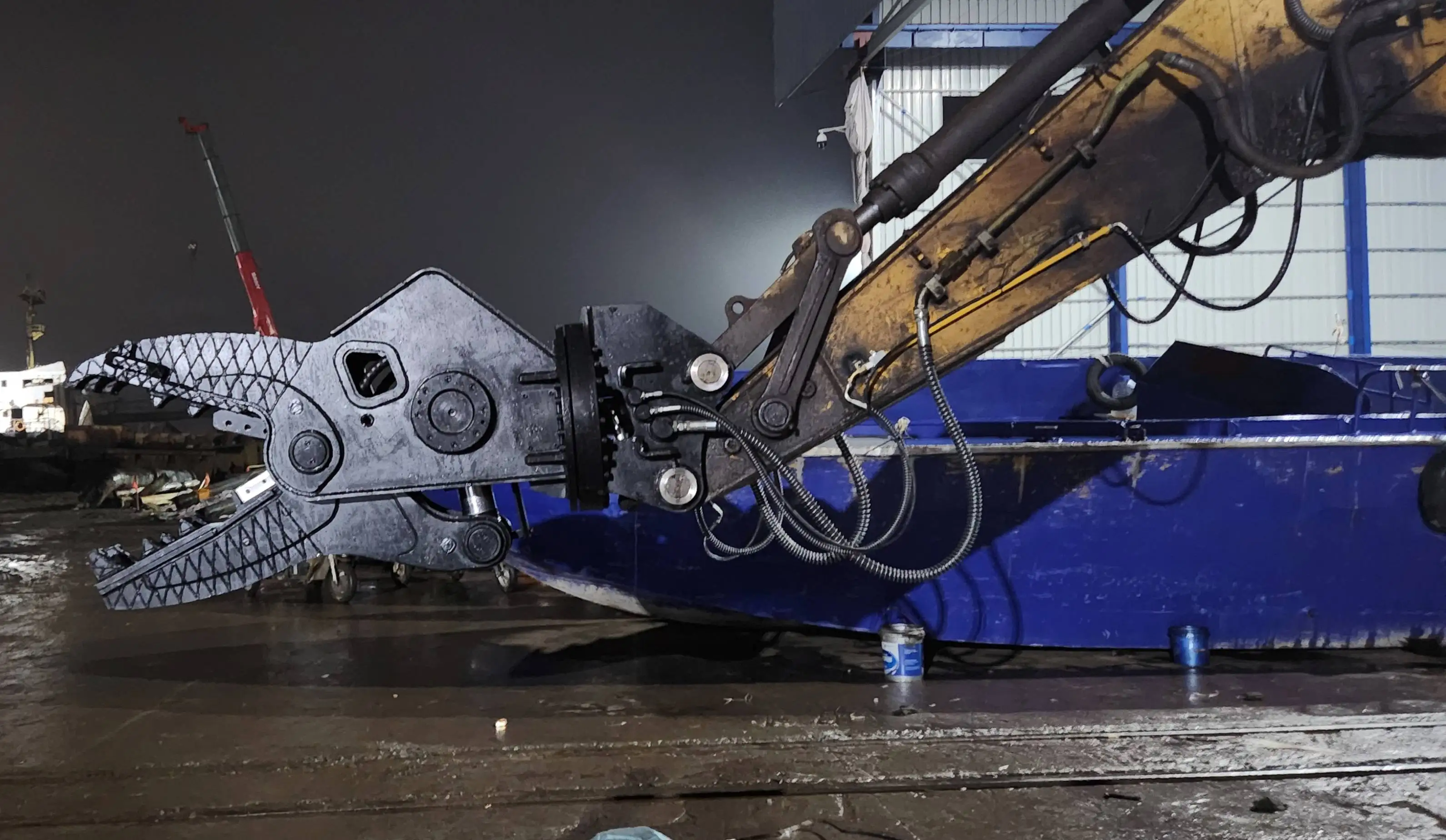 homie挖掘机附件新型液压粉碎机18-28吨混凝土破碎机在美国加拿大秘鲁