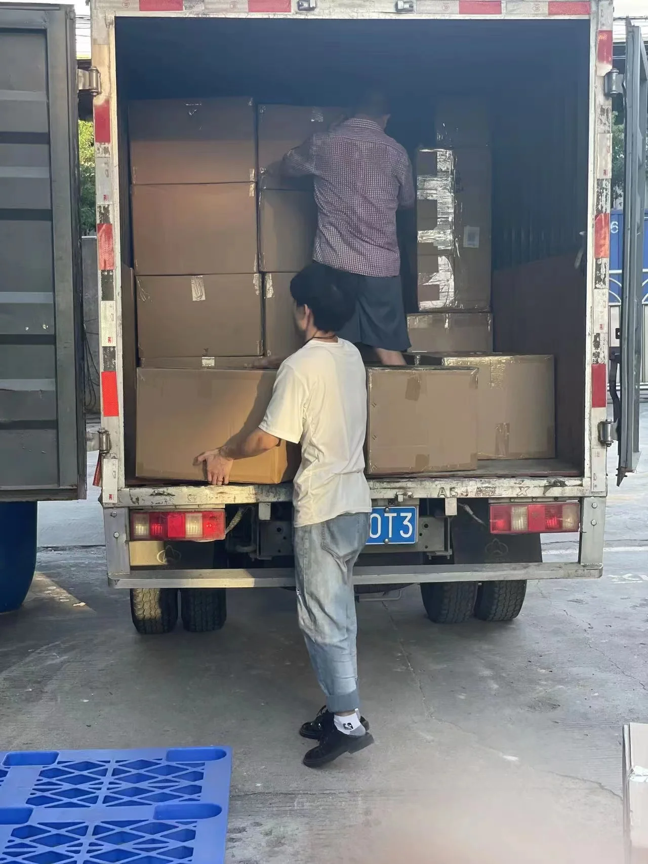 280ml Smart Touchless Temperature Measurement Display Home Accessories