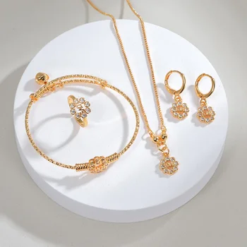 New Fashion 4 piece Set Brass 18 K Gold Plated Jewelry Fashion Jewelry Sets Necklace Set For Girls