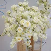 Bola de flores de 70 cm de diámetro.
