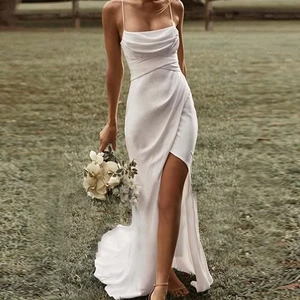 Sexy Slim Fit Spaghetti Strap Bridal Dress High Slit Backless Train Design Minimalist Elegance for Destination Weddings European