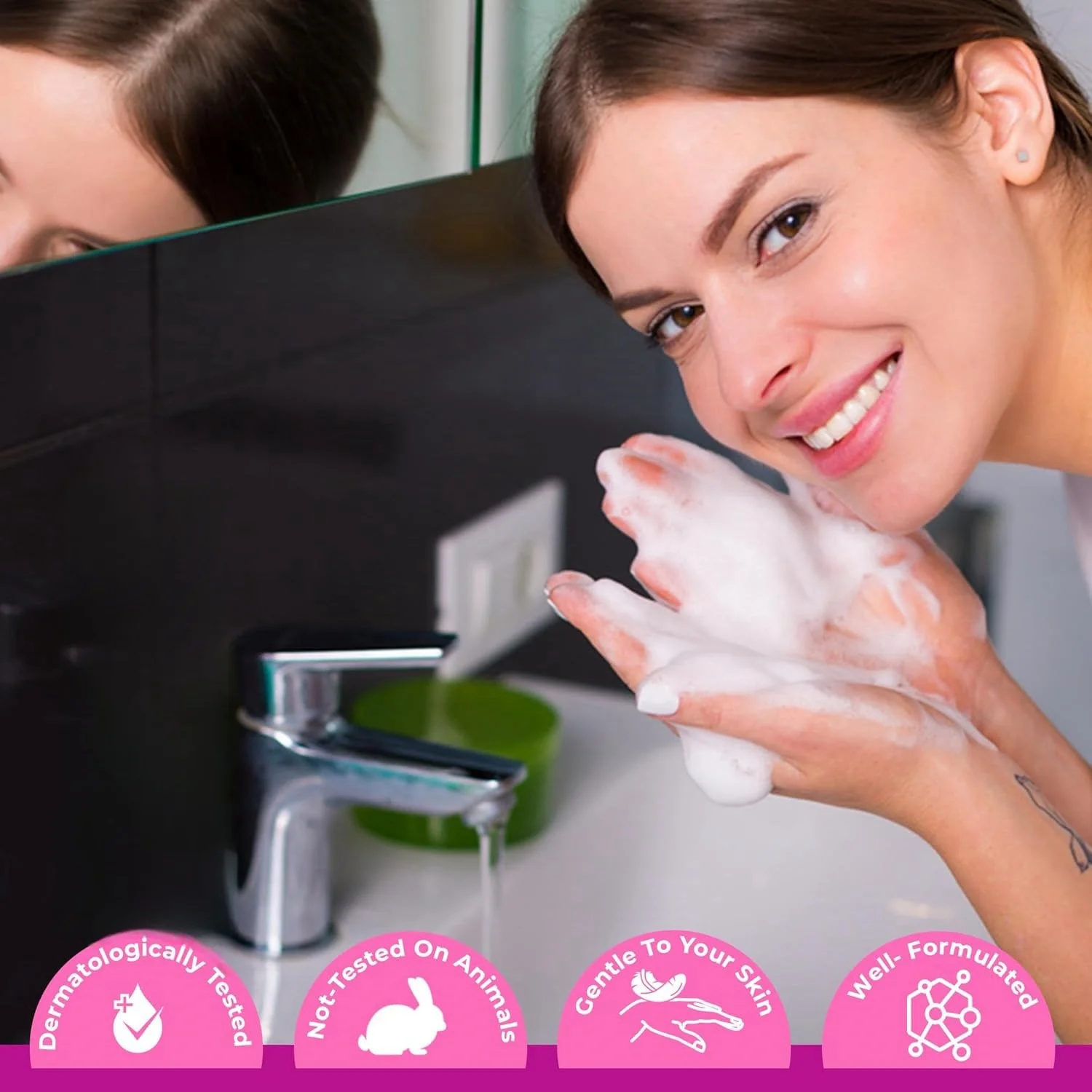 Customizable Vitamin C Face Wash for Women Natural Facial Cleanser Foam with Whitening and Skin Care Features