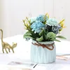 Fleurs bleues + Pot