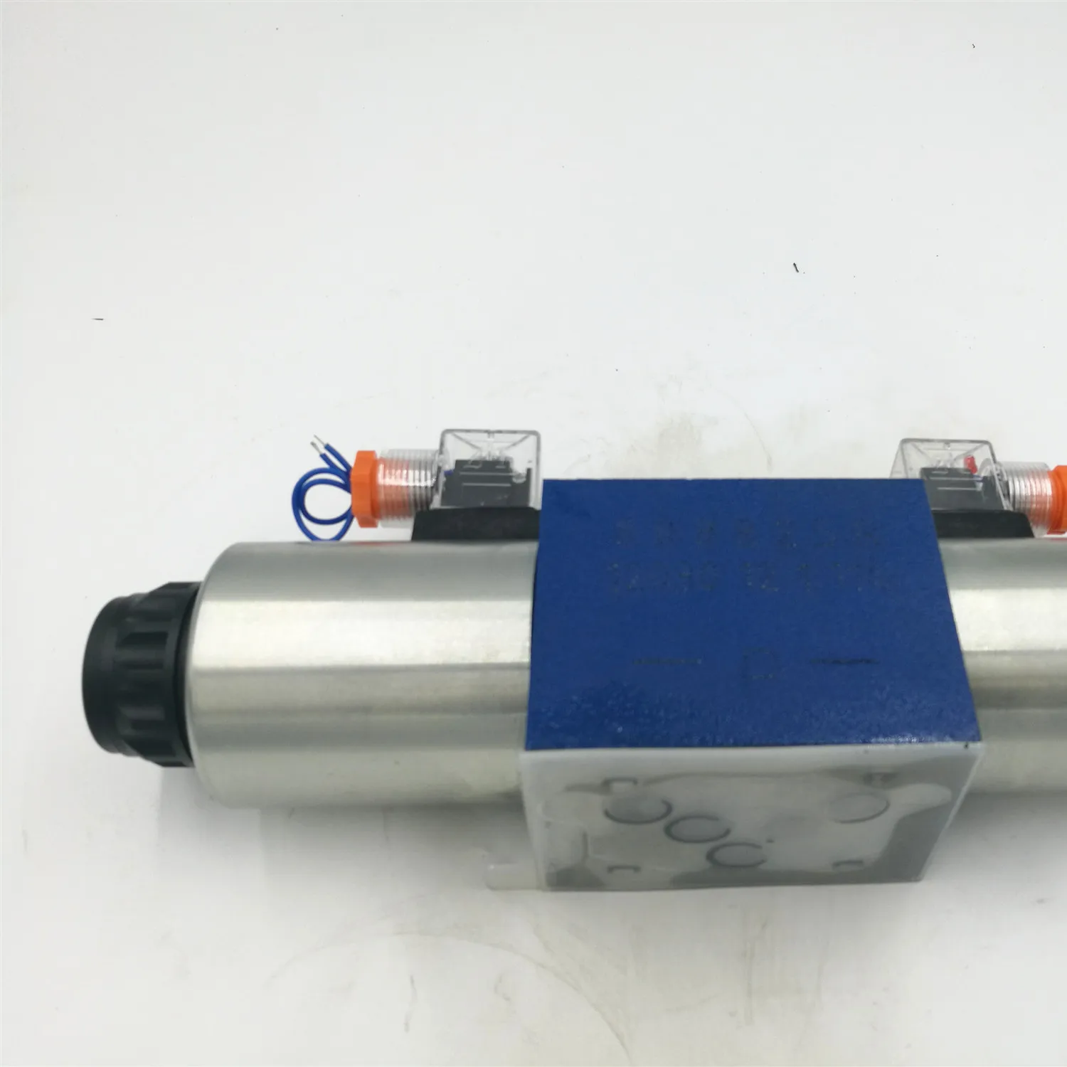 ZHENYUAN 4WE6 Series Hydraulic Solenoid Valves - Durable & Efficient