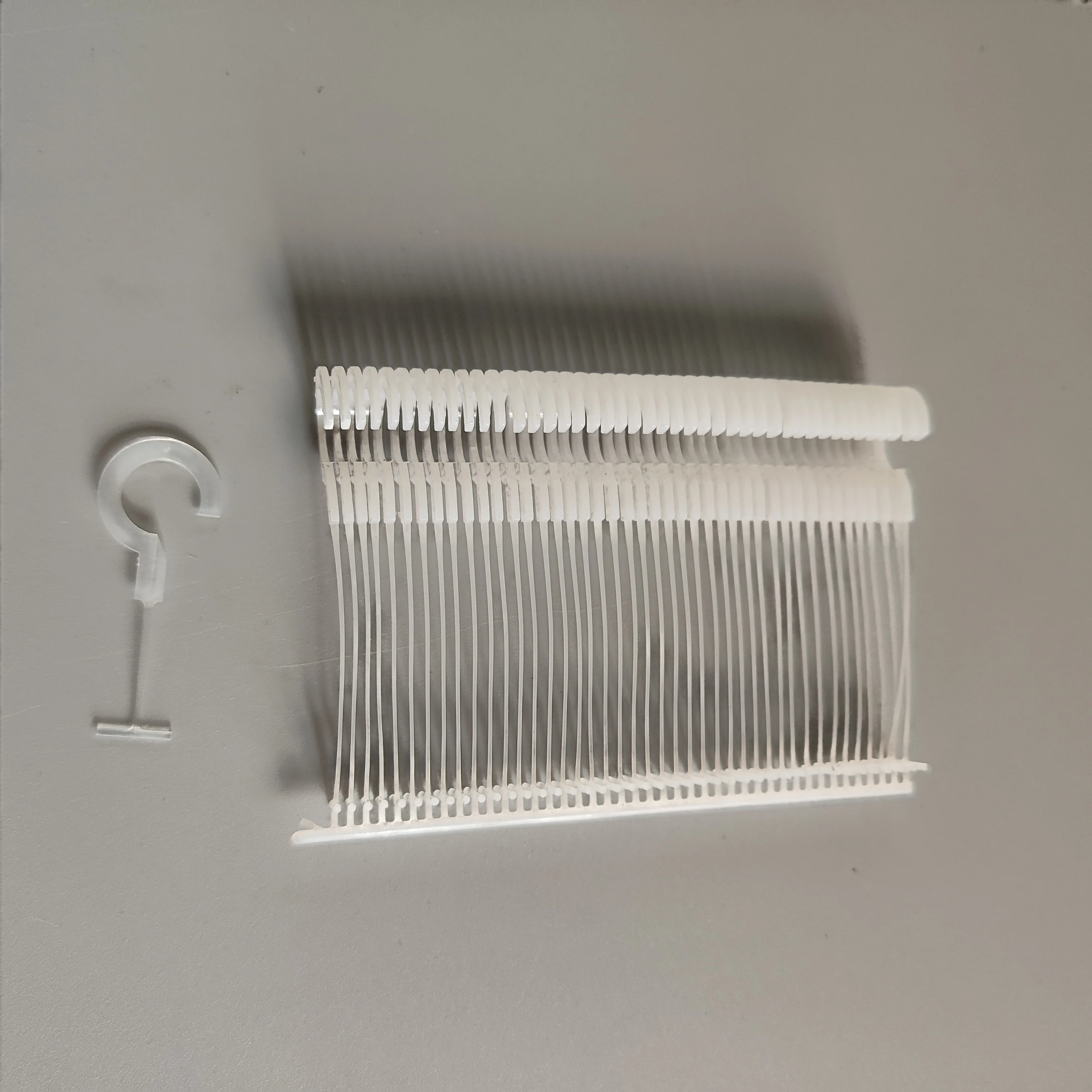 Booster Oem J Hook Tagging Gun Barbs Button Badge Fastener Clothing