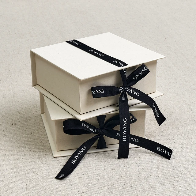 Custom Eco Friendly Recyclable Paper Cardboard Book Style Jewelry Packaging Box with Ribbon