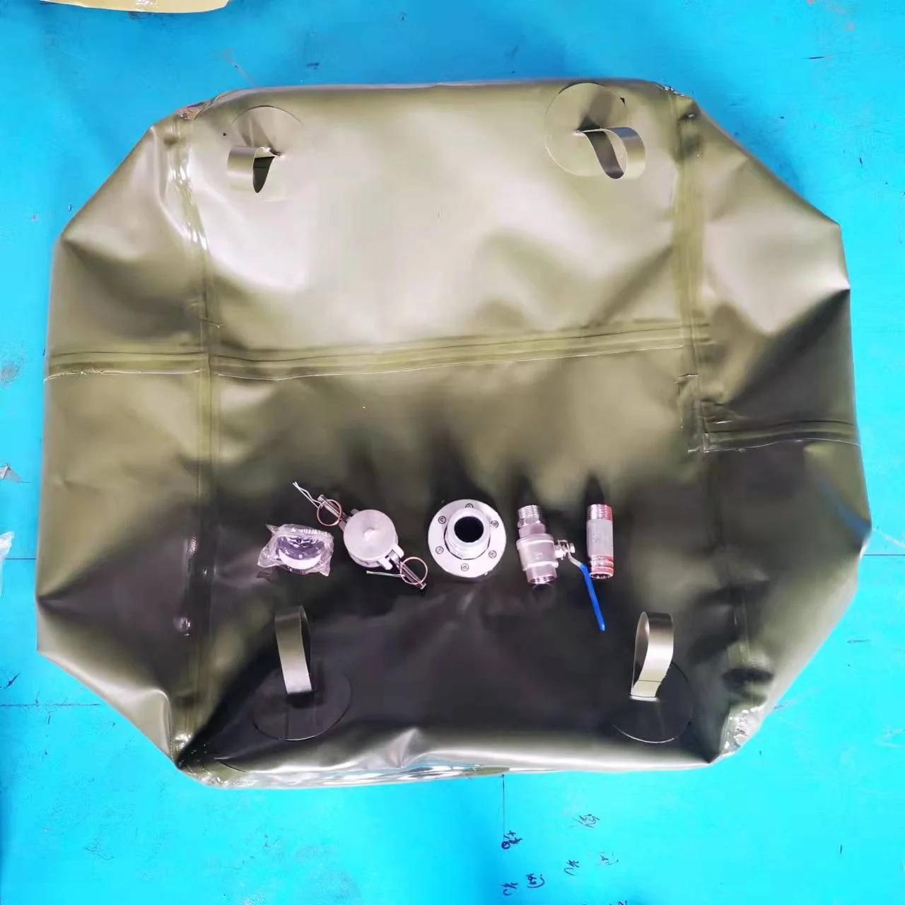 Bladder Canvas Flexible Comra Price Rainwater Harvesting Inflatable Pillow Flexible PVC Water Tanks De Warehousing Pillow Duffel