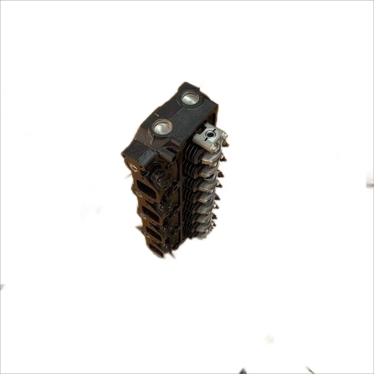 Gamit na Engine Cylinder Head QD32T Gamit na Second-hand Cylinder Head Spare Parts