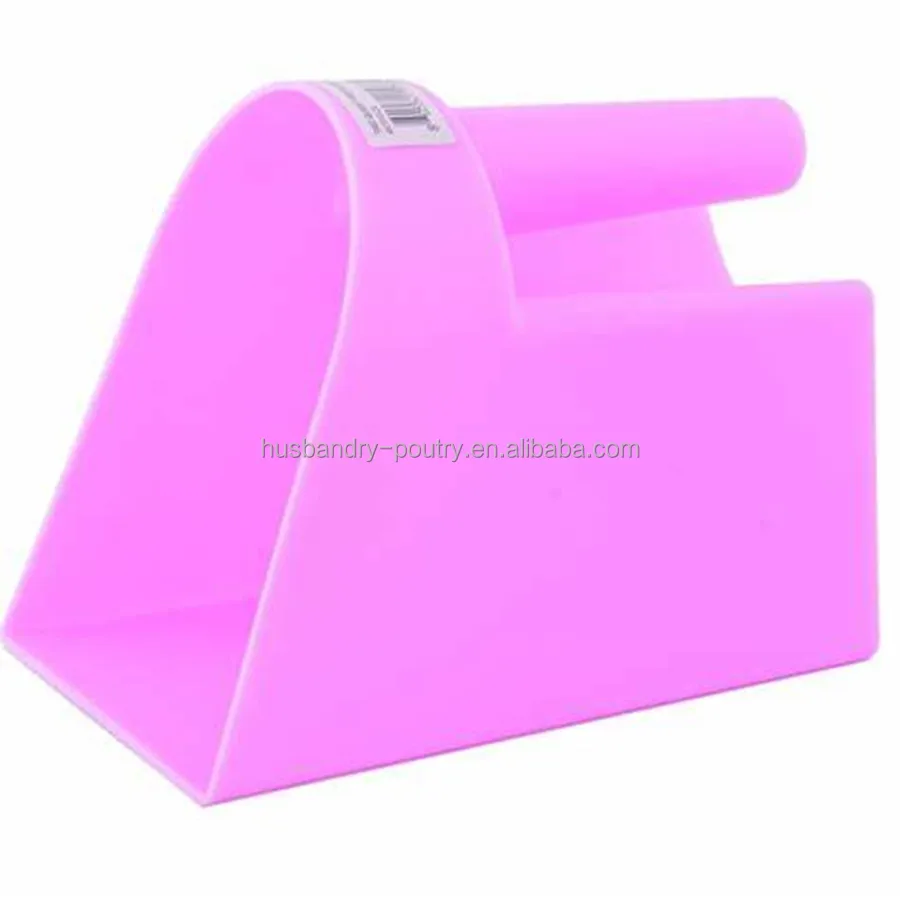 2-Quart Plastic Feed Scoop