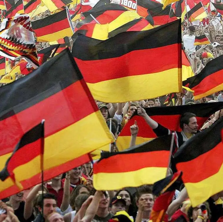 WK2022 Germany football fans cheering hand clapper plastic german hand clap noise maker