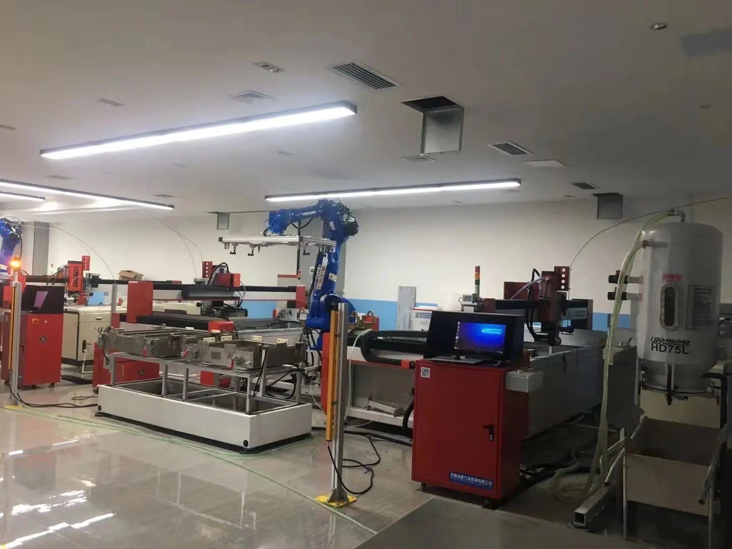 HEAD Robotic Waterjet Cutting System Waterjet Robotic Robot Water Cutting Machine