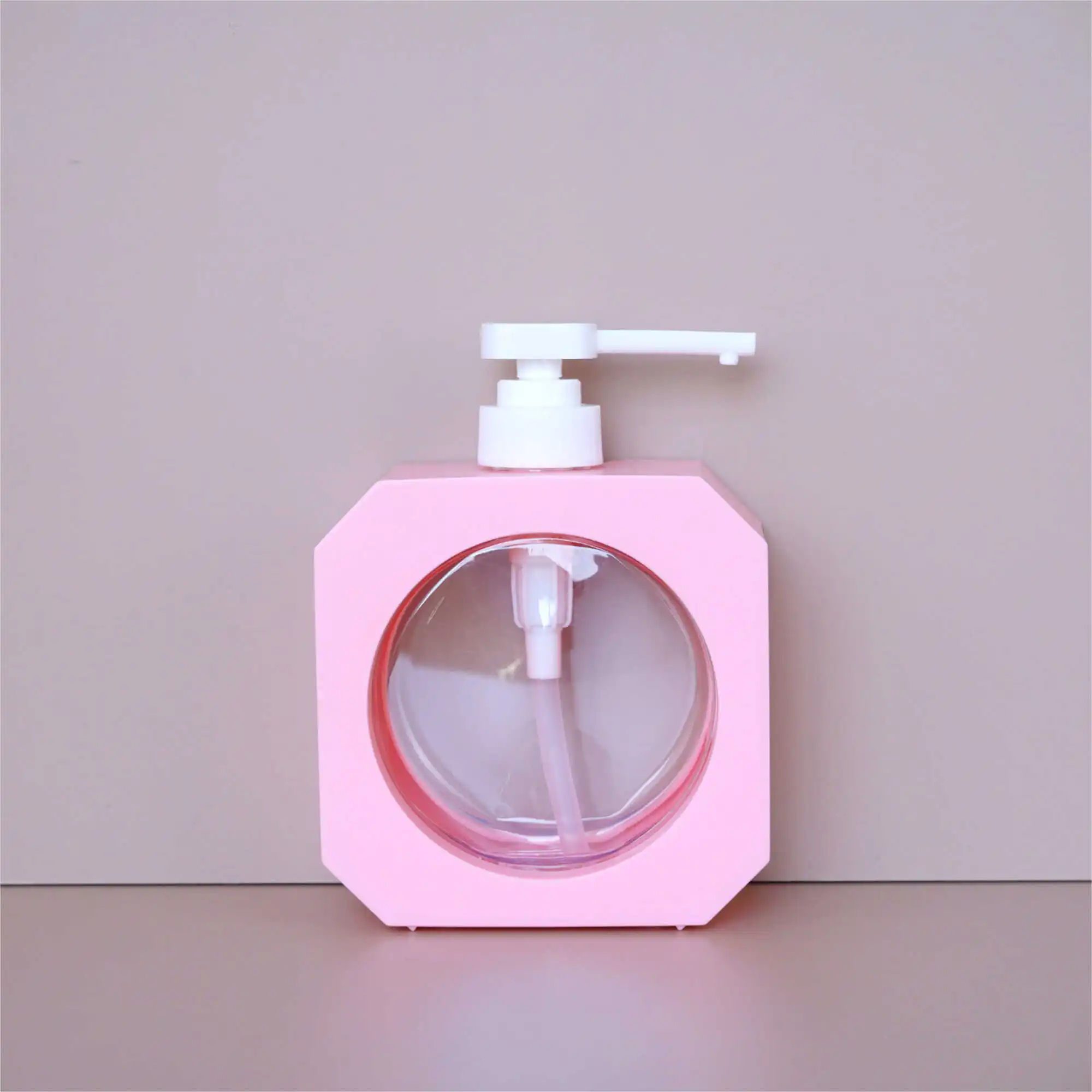 New Design Empty Square White and Pink 300 500ml Shampoo Shower Gel Lotion Pump Bottle  Can Be Custom Printing LOGO