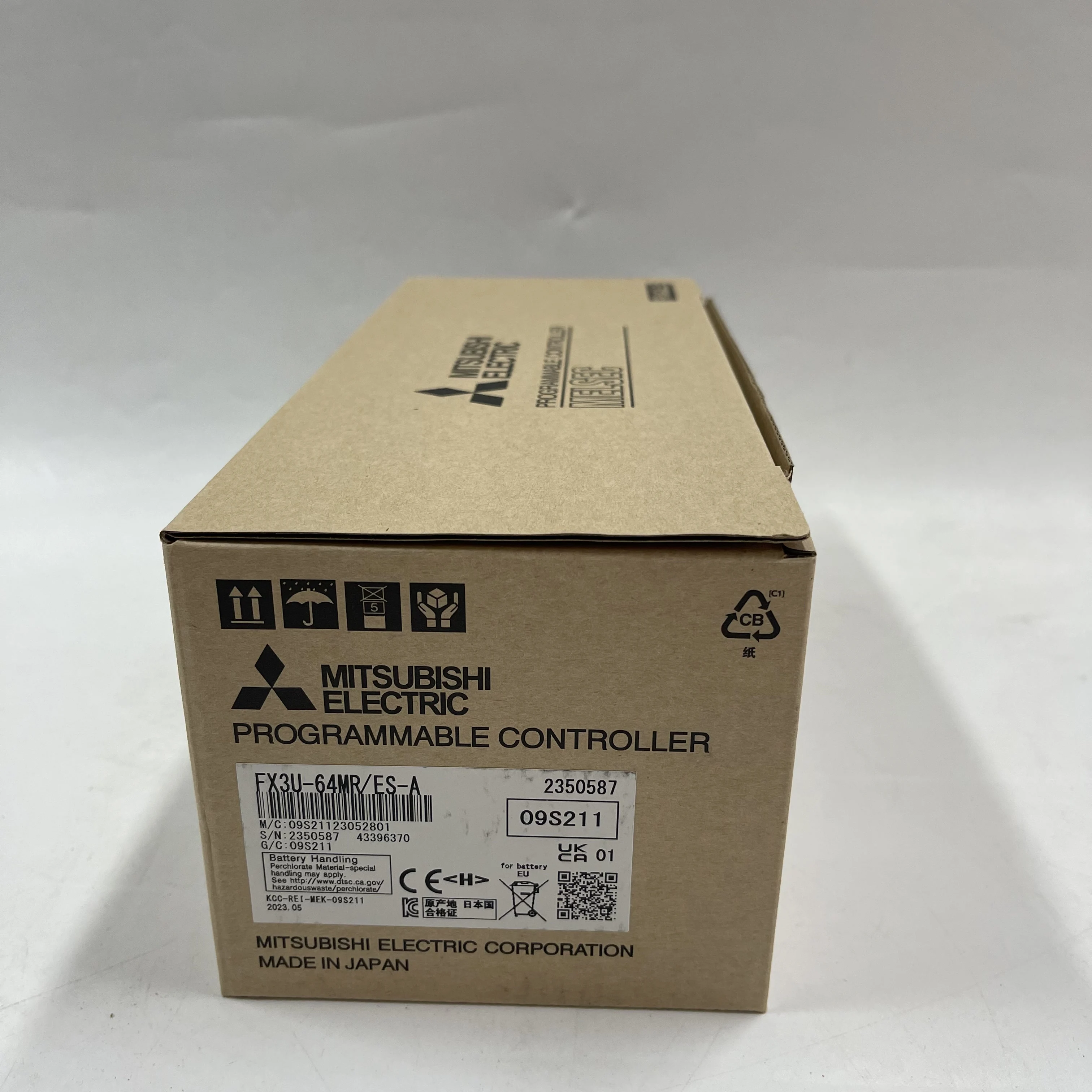 Mitsubishi Programmable Logic Controller FX3U-64MR/ES-A Mitsubishi Programmable Logic Controller FX3U-64MR/ES-A