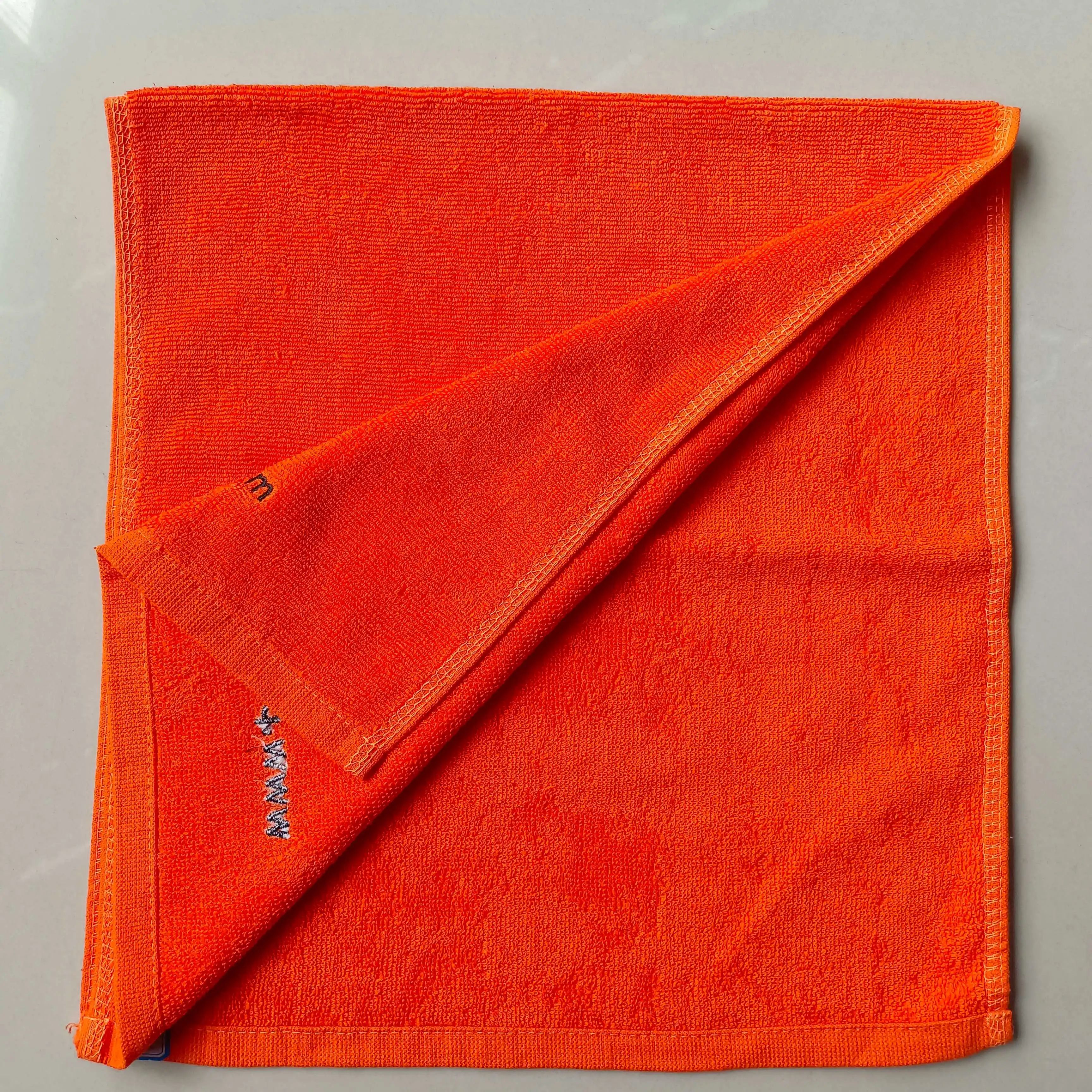 High Quality 100% Cotton Custom Embroidered Logo Hand Bath Beach Towel Thick Woven Compressed  Bath Sheets