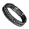 La pulsera negra tiene un ancho de 8 mm y un grosor de 4 mm.