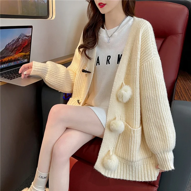 Lady Luxury Design Fashion Knit Cardigan Winter Women Coat Sweater - China  Gg Sweater and Luxury Sweater price